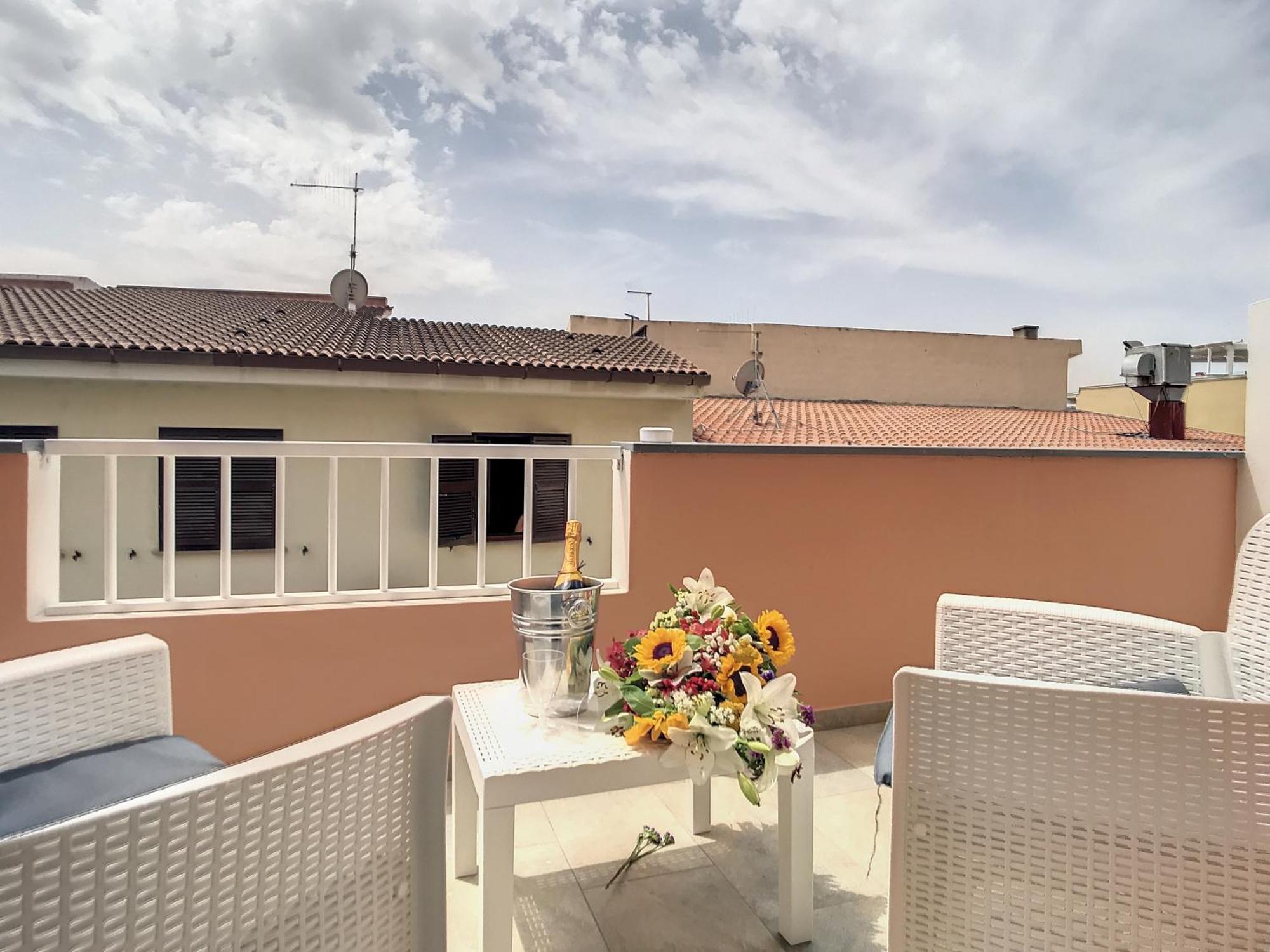 Il Bed And Breakfast Al Centro Кастелсардо Екстериор снимка