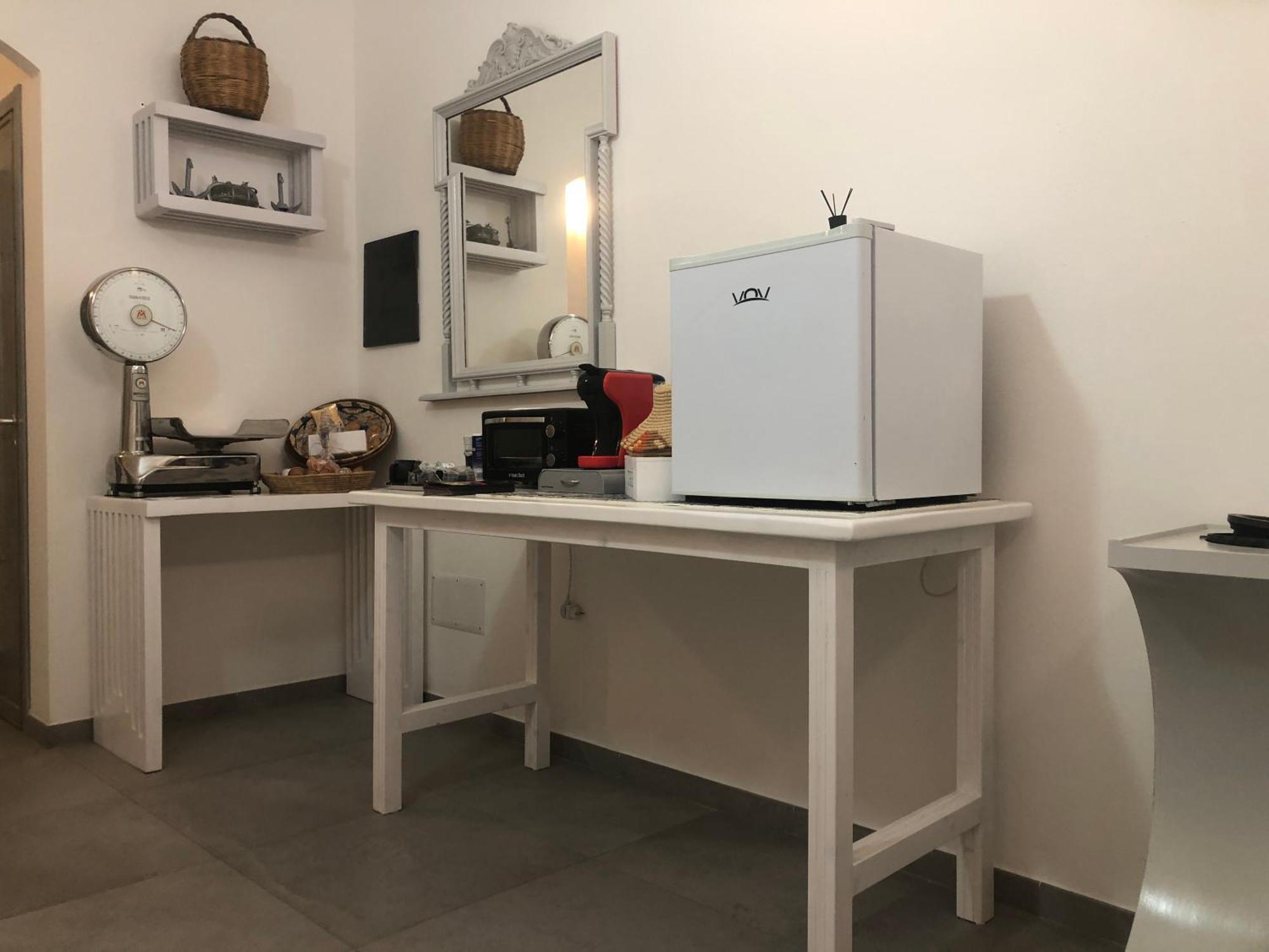 Il Bed And Breakfast Al Centro Кастелсардо Екстериор снимка